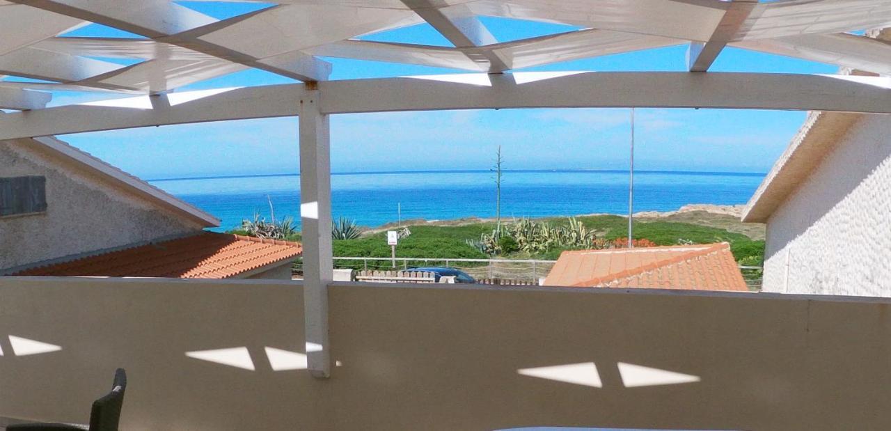 Fronte Mare S'Arena Scoada Apartment Putzu Idu Ngoại thất bức ảnh