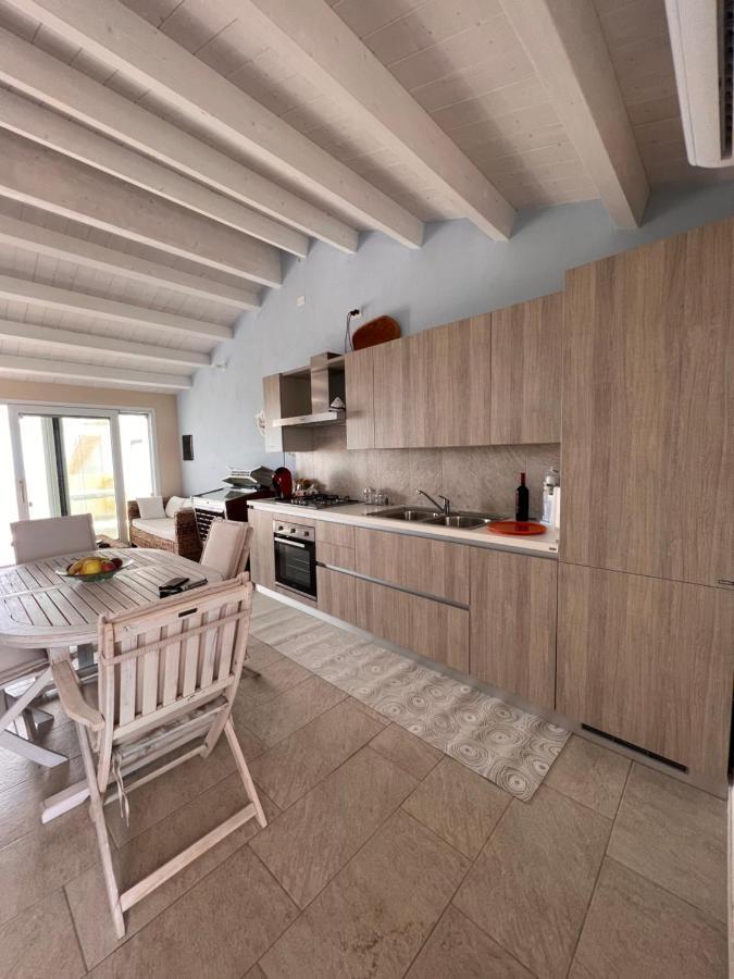 Fronte Mare S'Arena Scoada Apartment Putzu Idu Ngoại thất bức ảnh